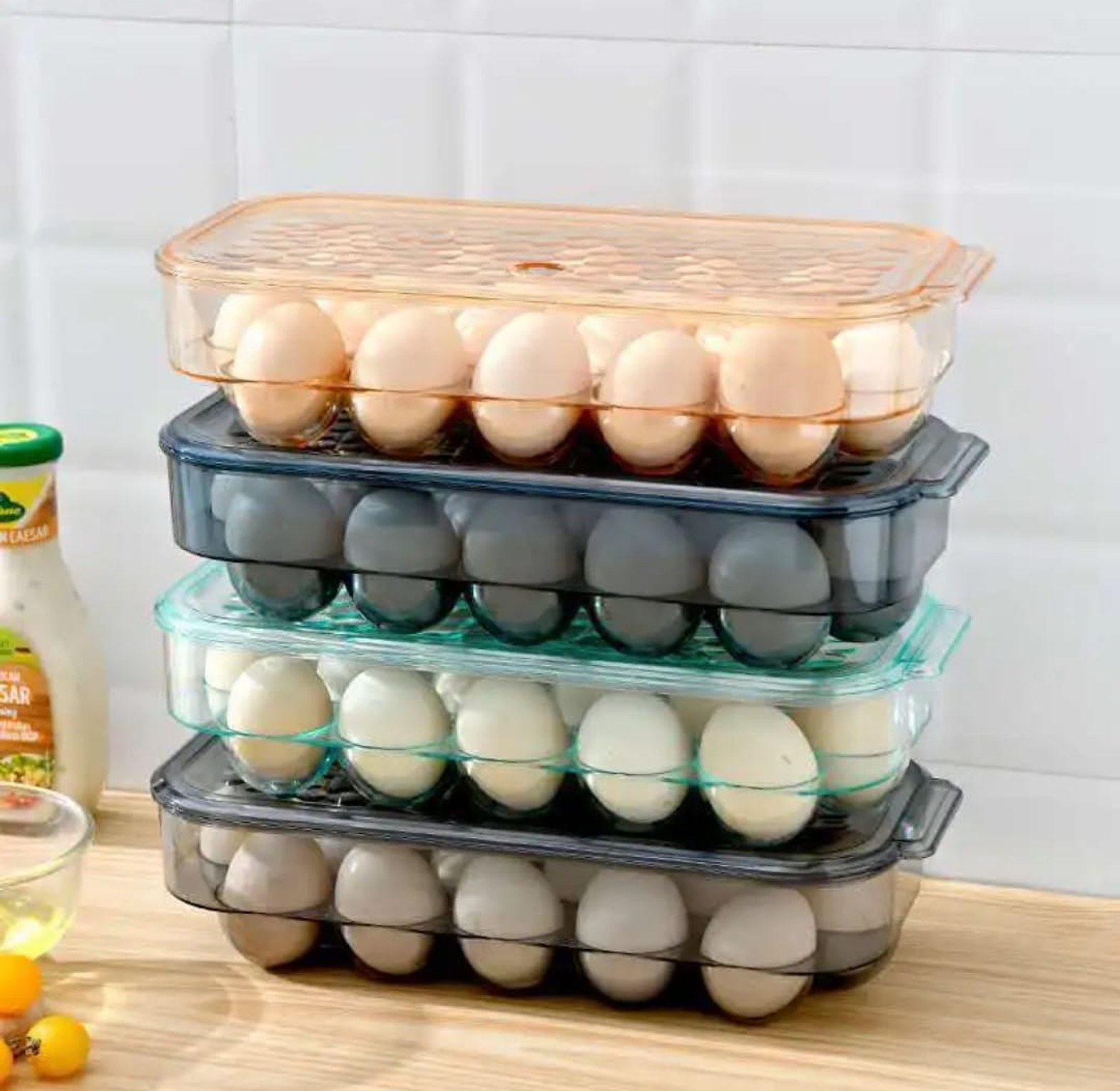 16-Slot Stackable Transparent Egg Storage Box with Protective Lid image