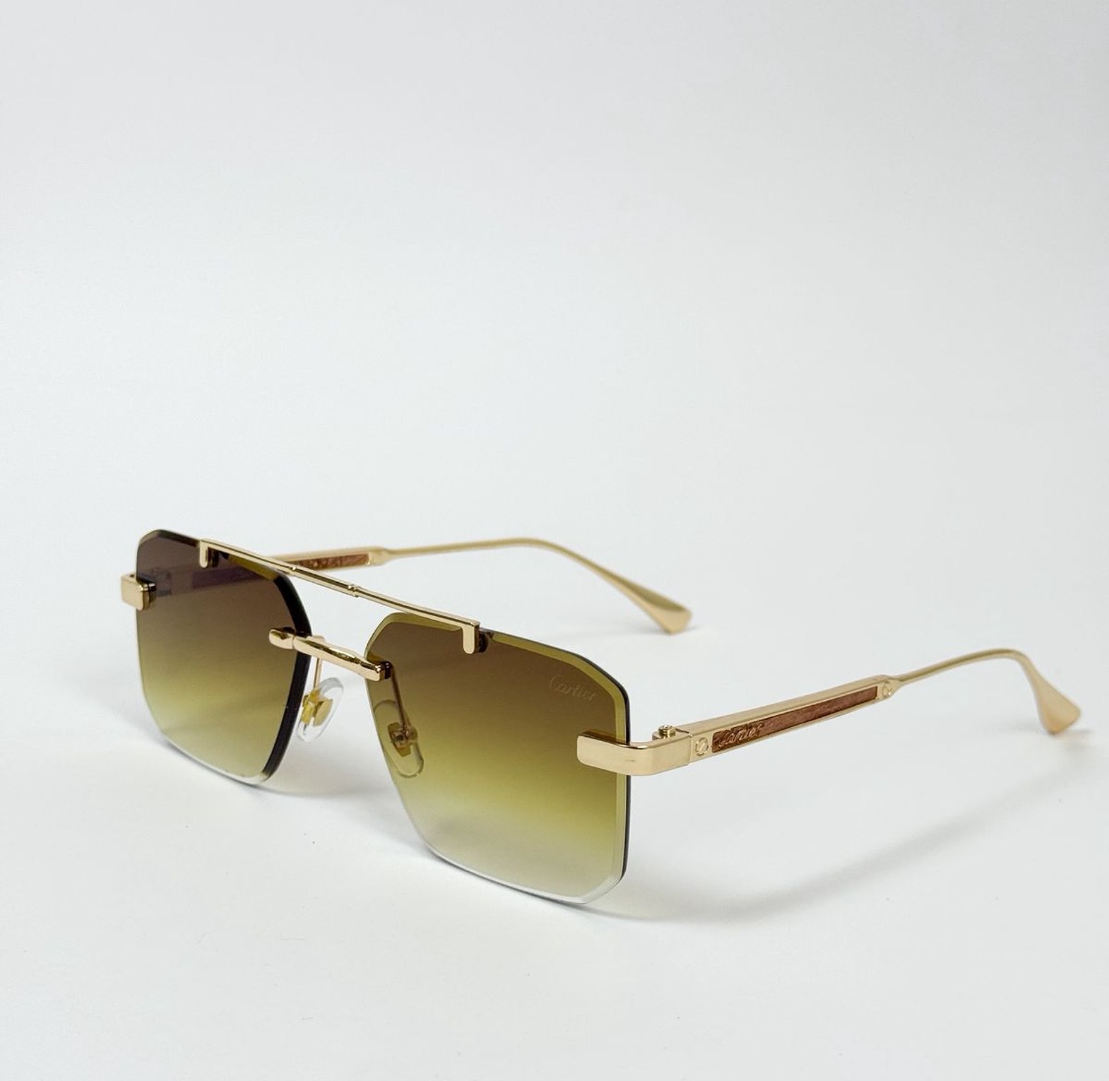 Cartier Dynasty Brown image