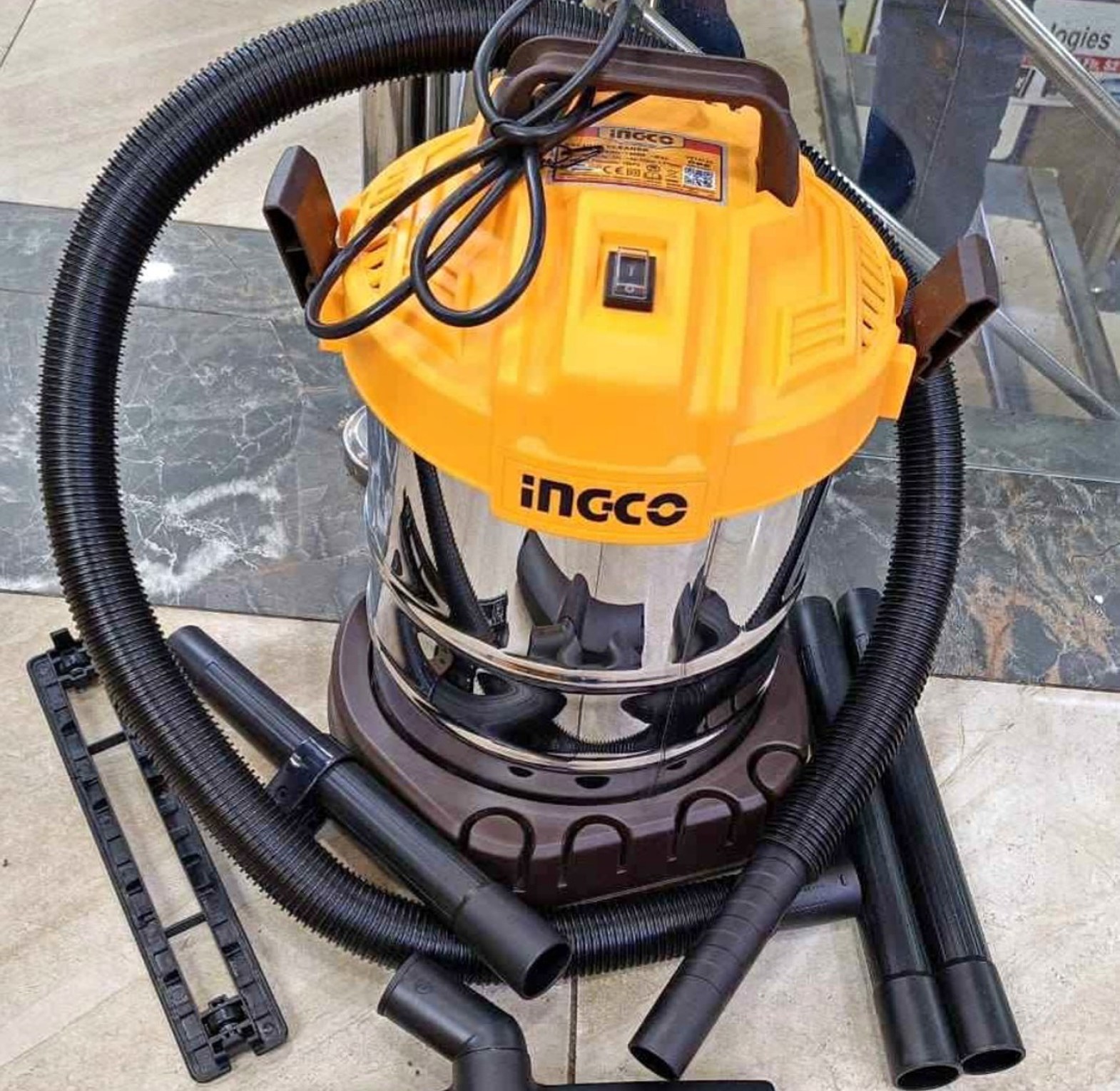 75l ingco vacuum cleaner image