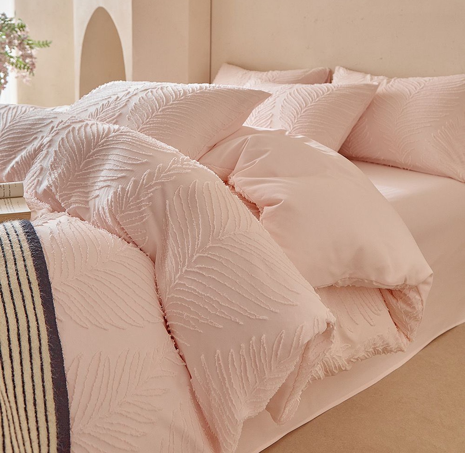 Premium 4-Piece King Size Duvet Cover Set image