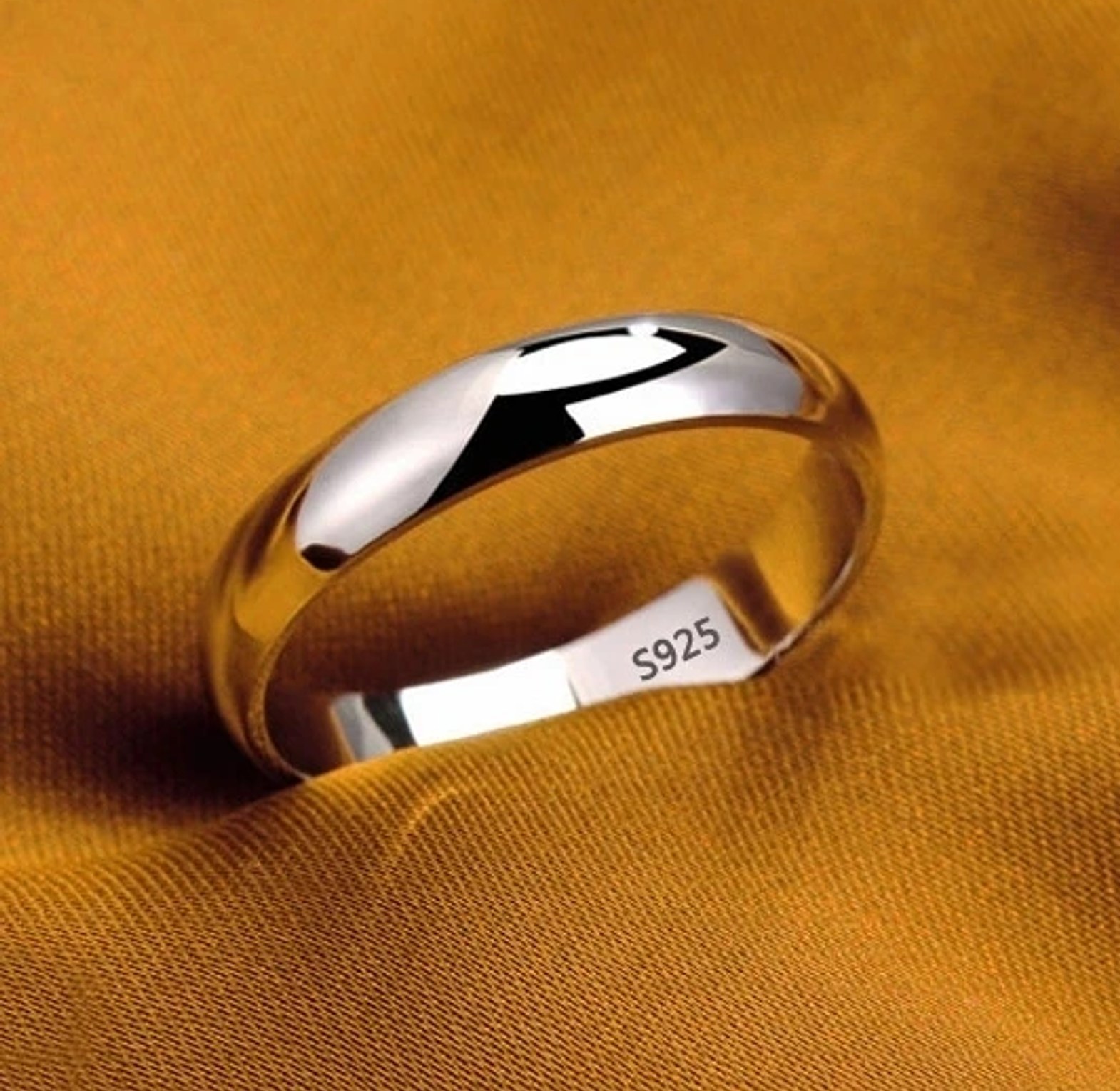 Sterling silver wedding ring/band 4mm image