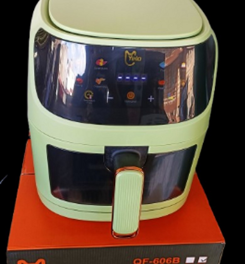 Airfryer. Yelo 6L Digital Air Fryer, model QF-606B.  image