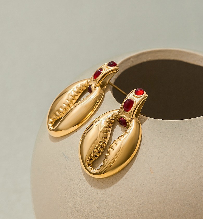 Gold Conch Earrings image