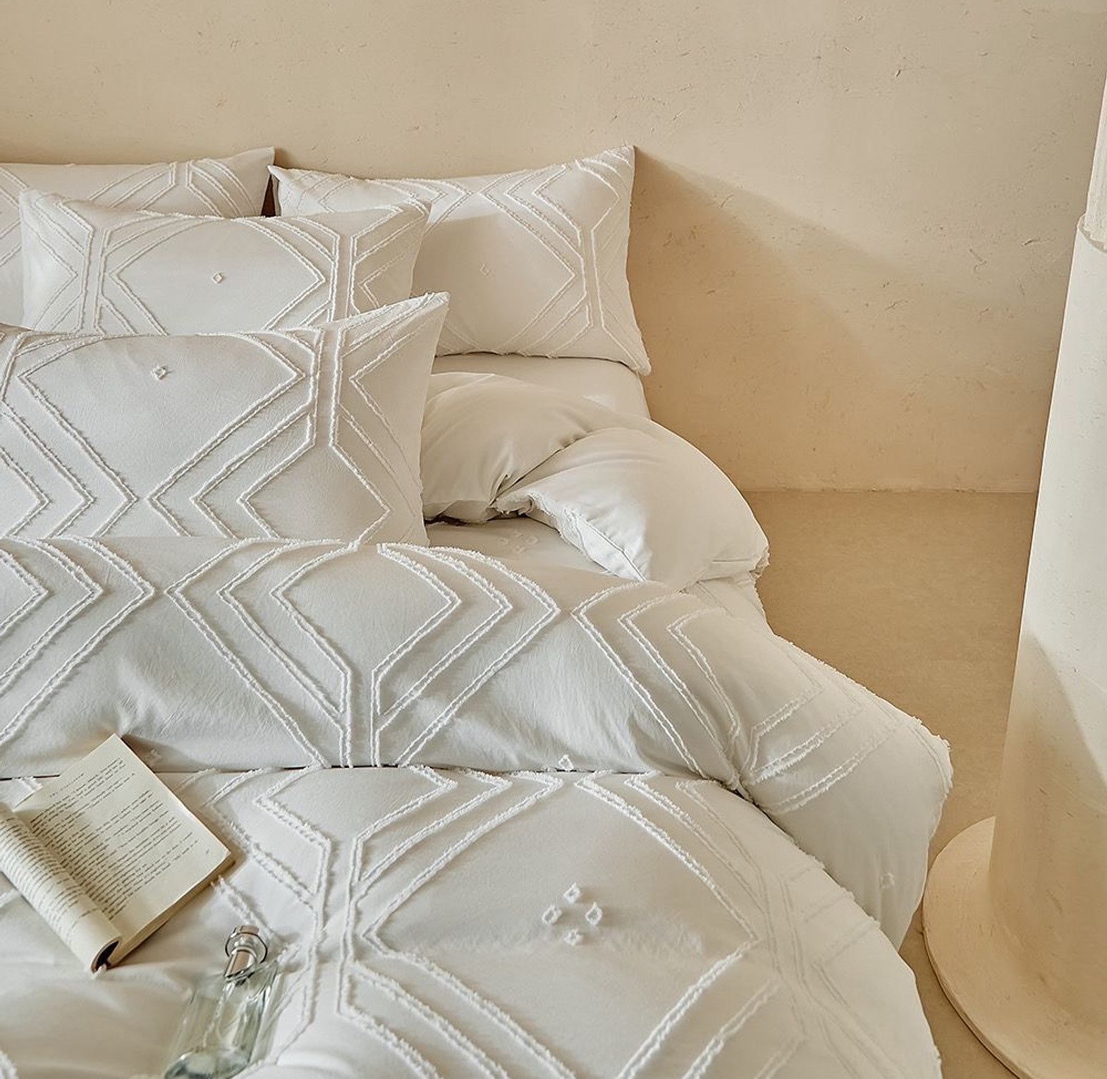 Premium 4-Piece King Size Duvet Cover Set image