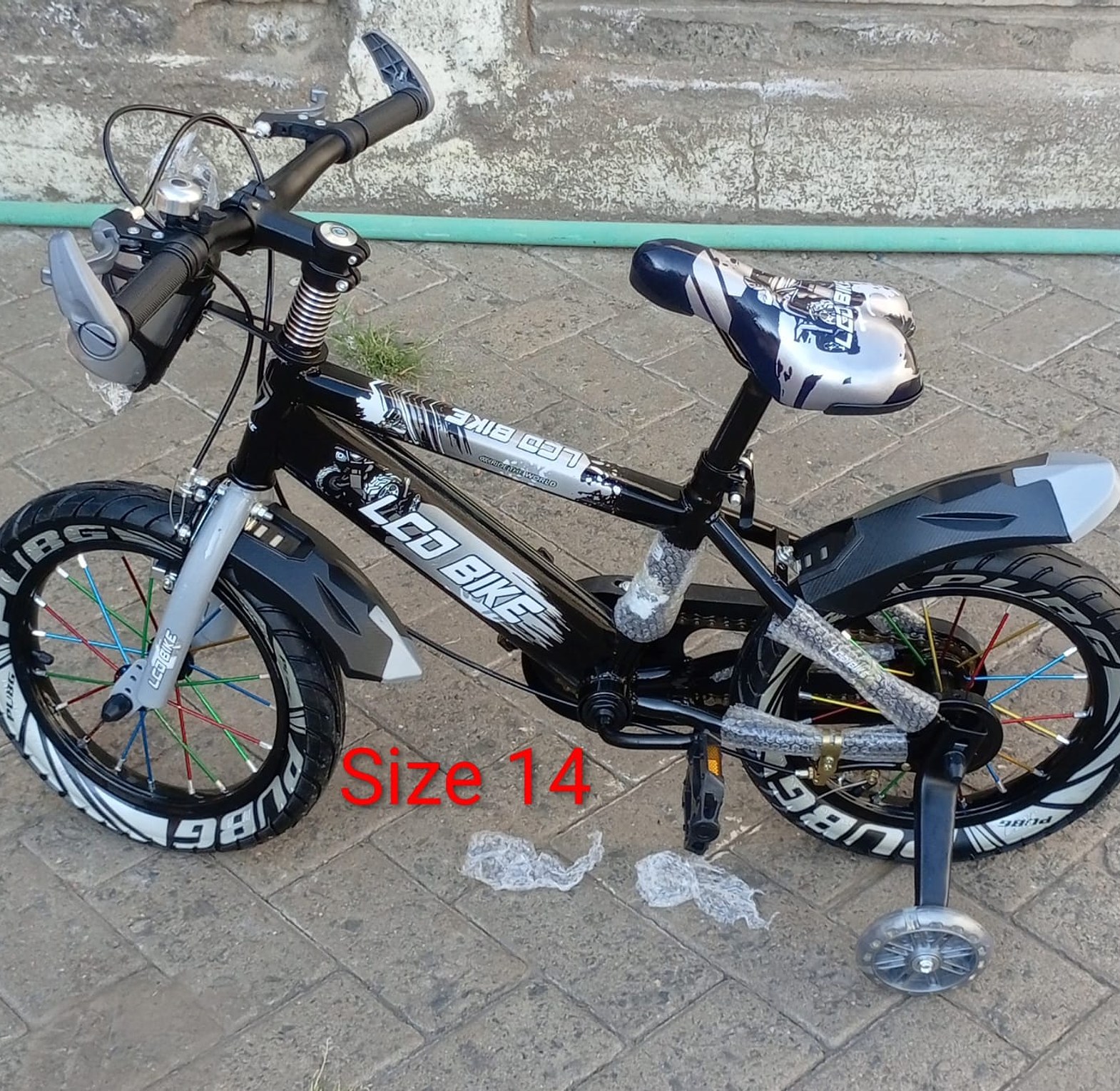KIds  Bicycle. Kids Bikes  Size 14  For Age (3-7) Years image