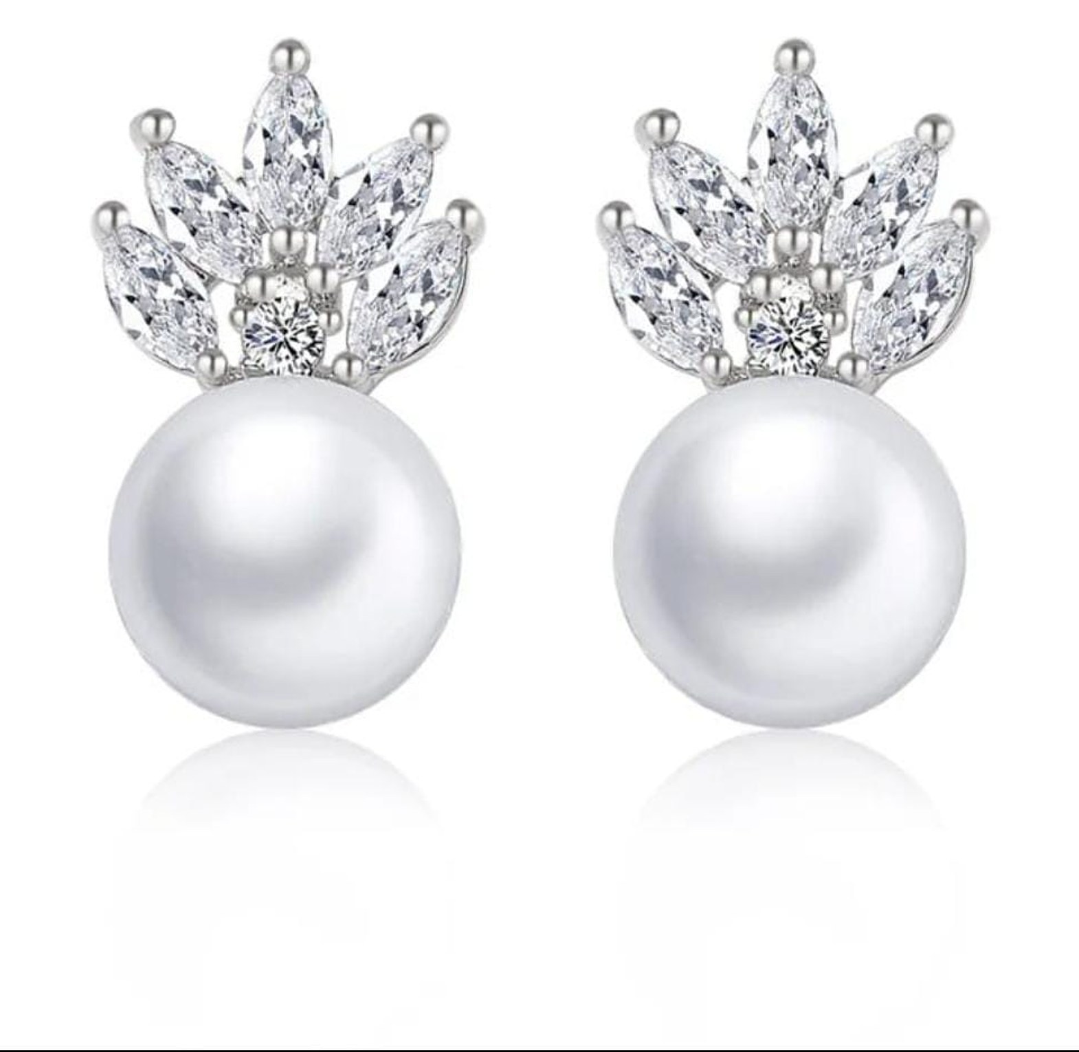 Pearl Cubic Zirconia studs image
