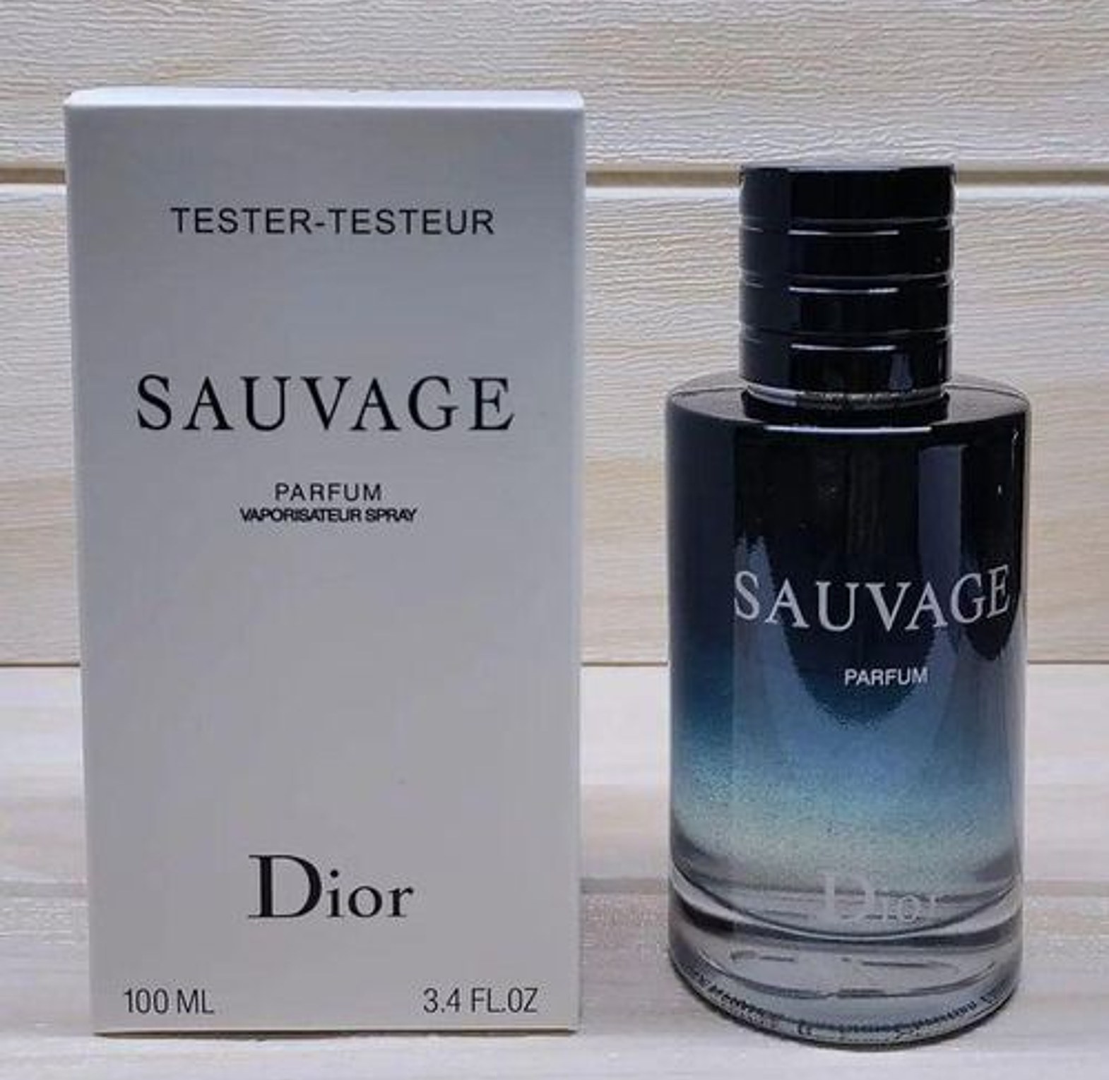 Christian Dior Sauvage Dior Perfumes  -100ml Has a wonderful long lasting scent and boosts your confidence image