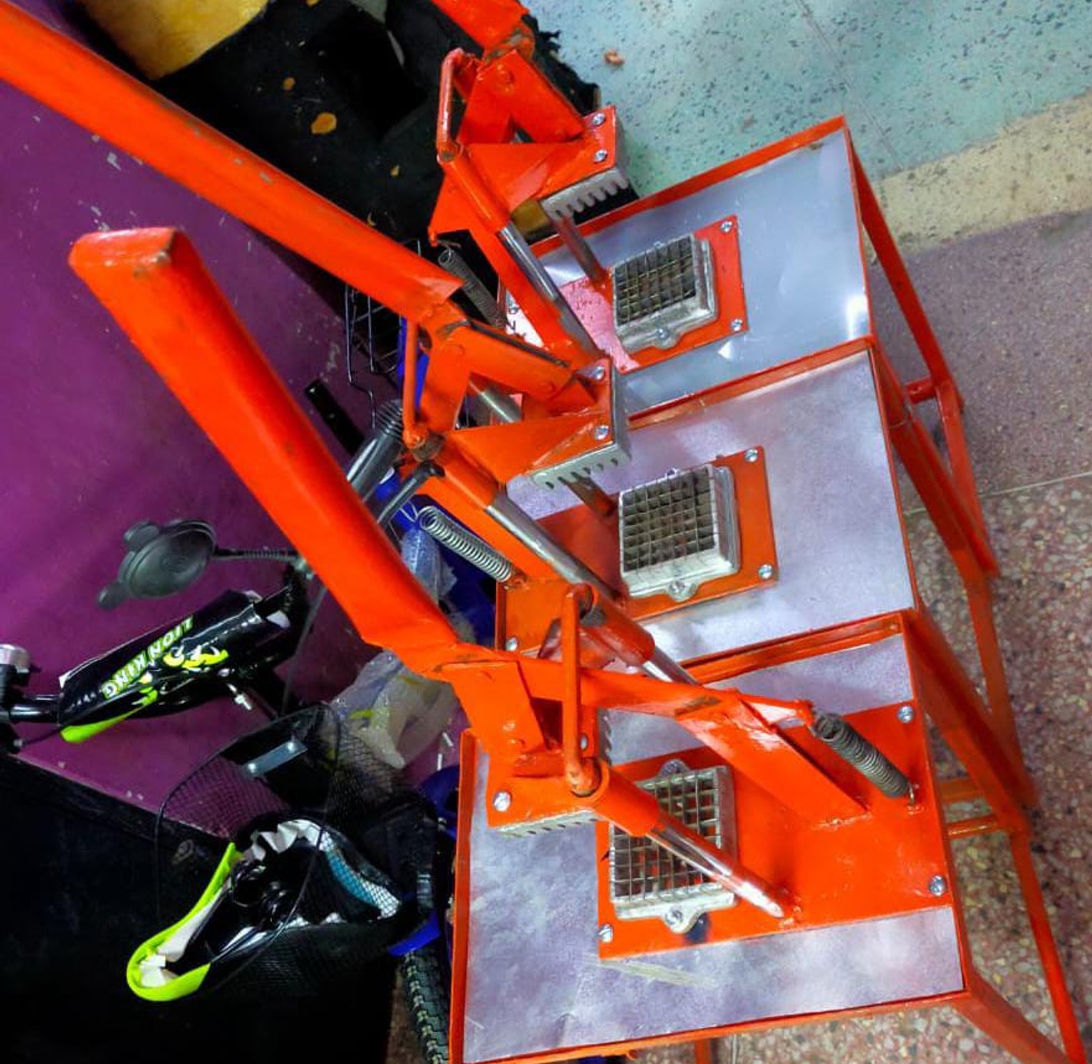 Heavy Duty Commercial Chips Cutter image