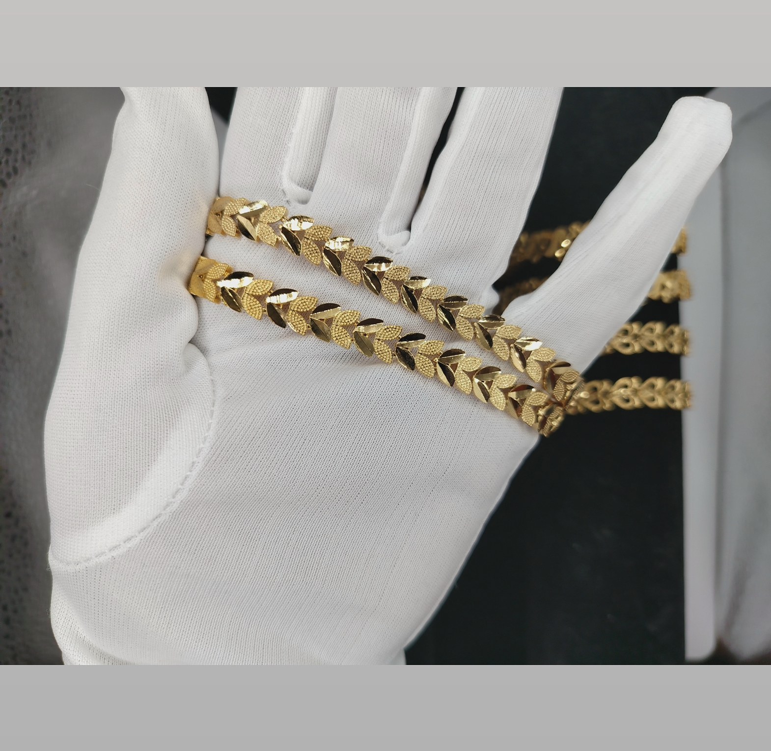 Stainless steel gold plated luxury bracelet image