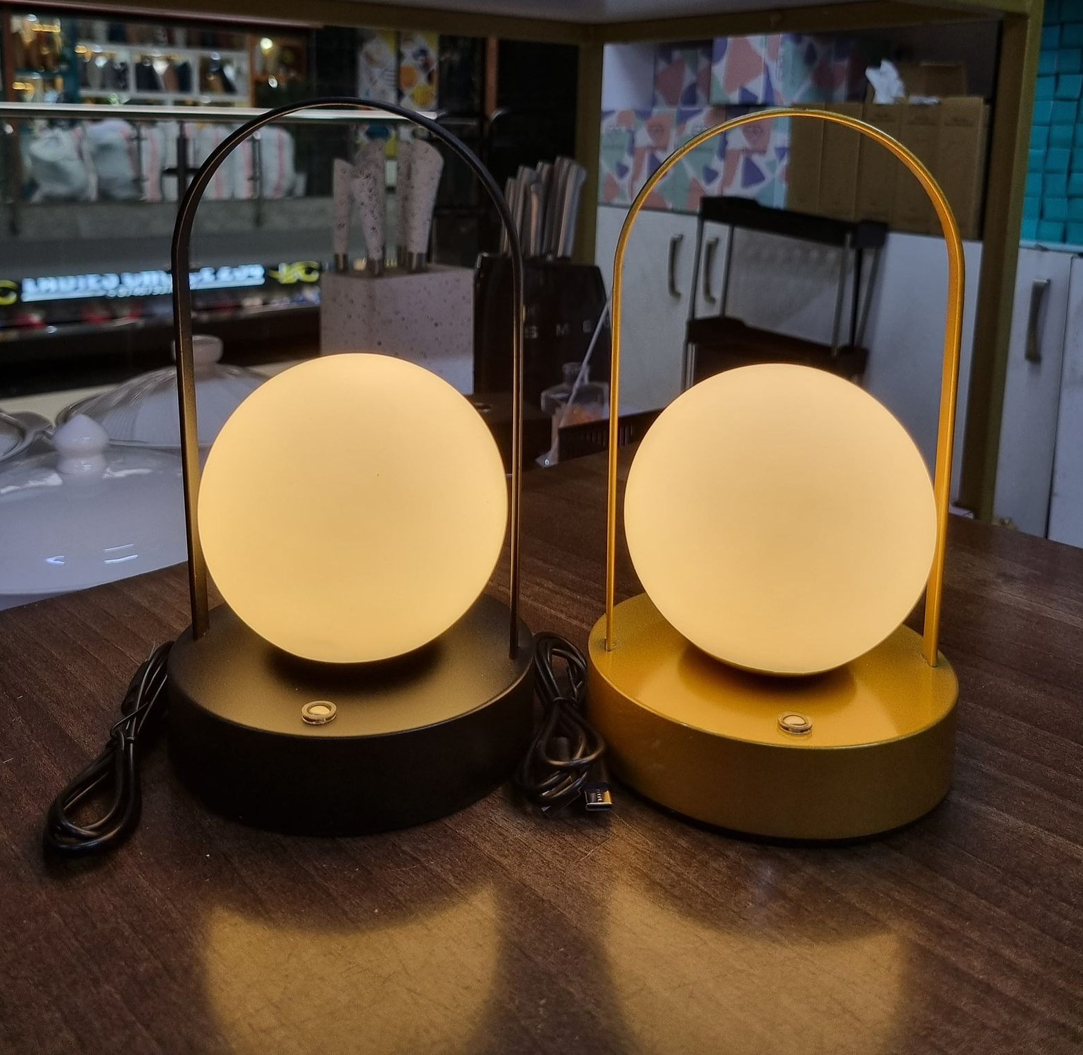 Modern Rechargeable Table Lamp image