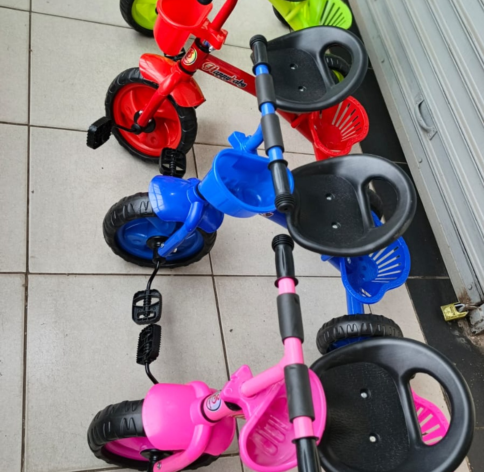  Kids' Modern Tricycle with Basket image