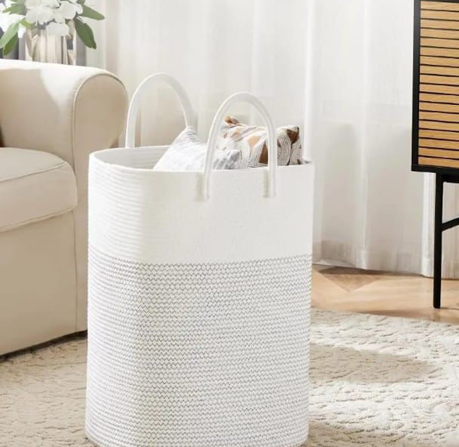 Rectangular shape non woven basket image
