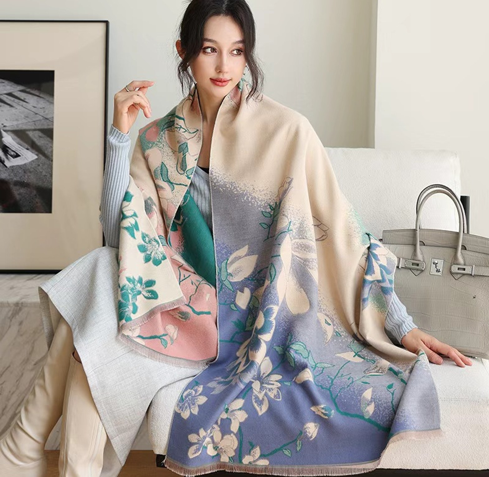 Cashmere scarves image