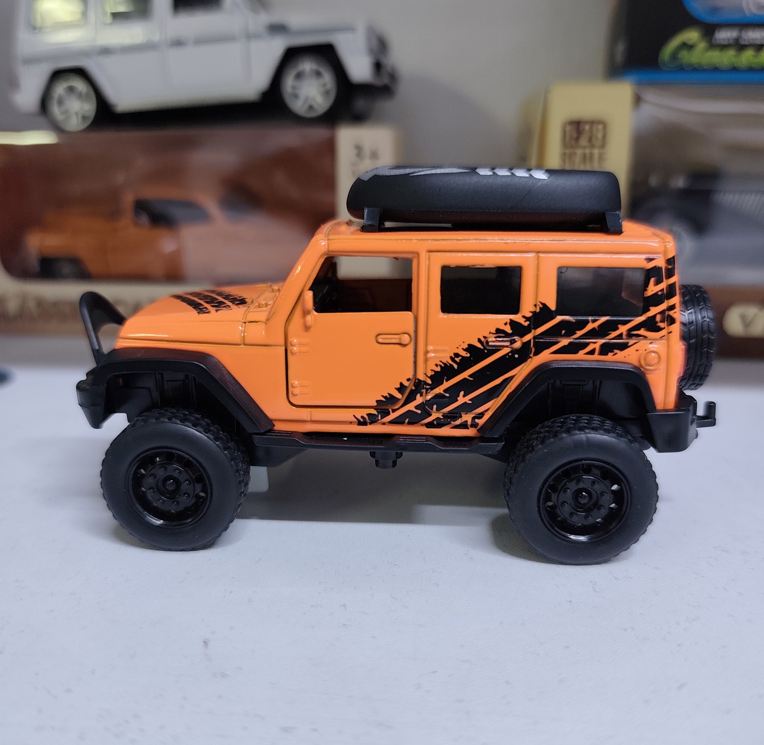 Diecast Jeep Wrangler Off-Road Toy Car Model - Heavy Duty Metallic Body - Best Gift for Boys & Collectors image