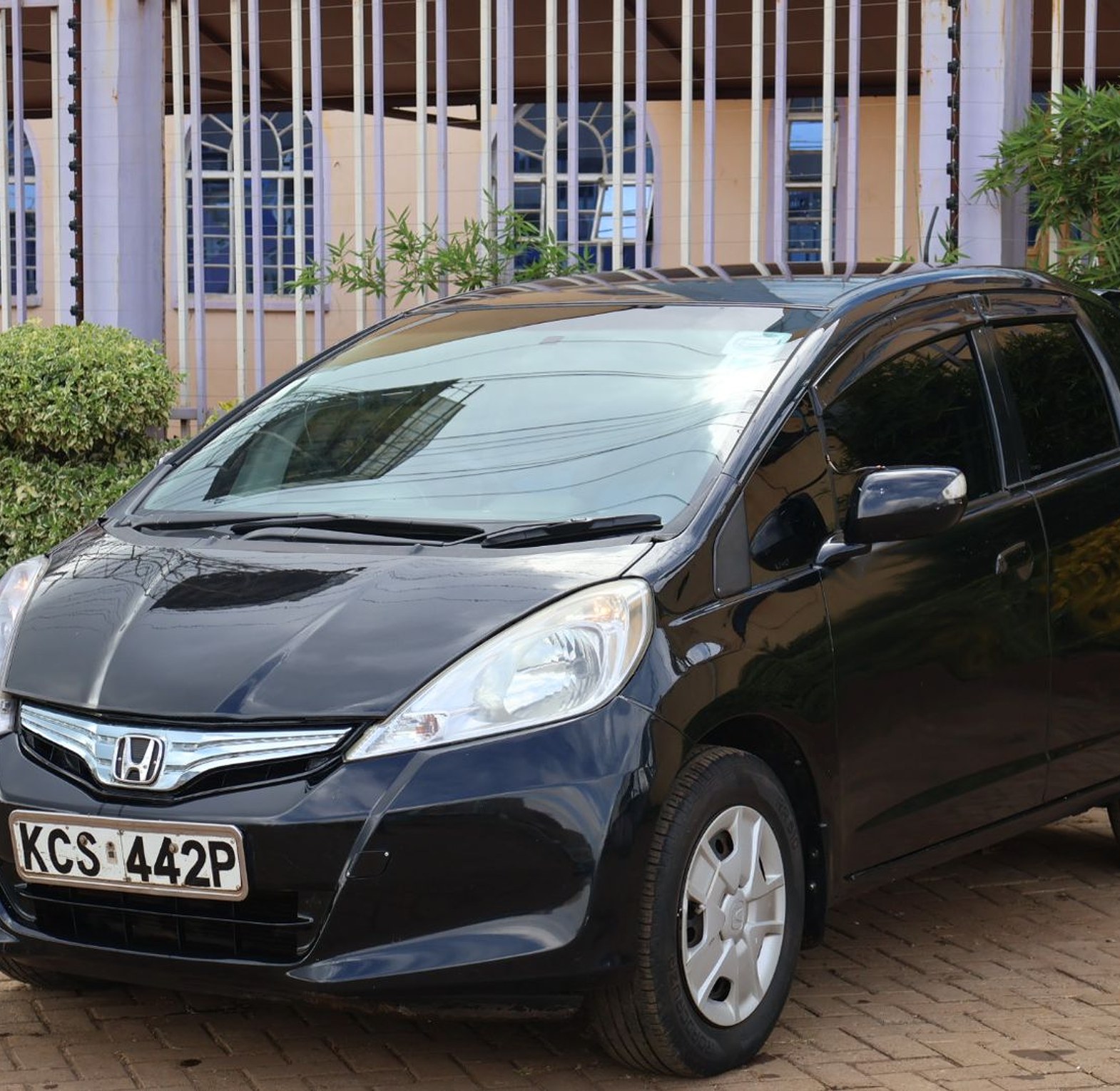  Honda Fit Hybrid KCS, YOM 2011 Model, Automatic, Rating 1300cc image