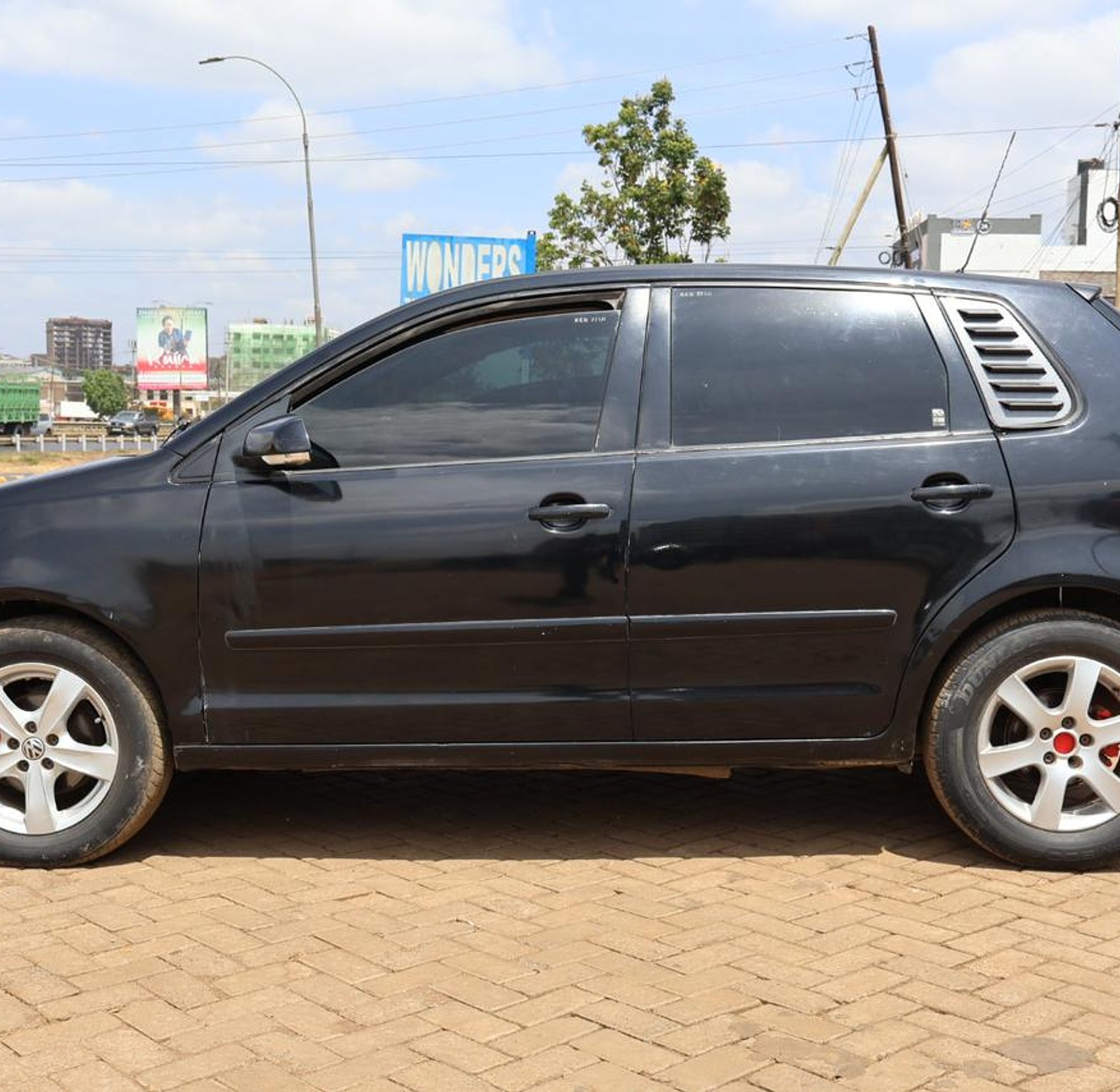Volkswagen Polo KCD, YOM 2008 Model,  Automatic, Rating 1400cc image