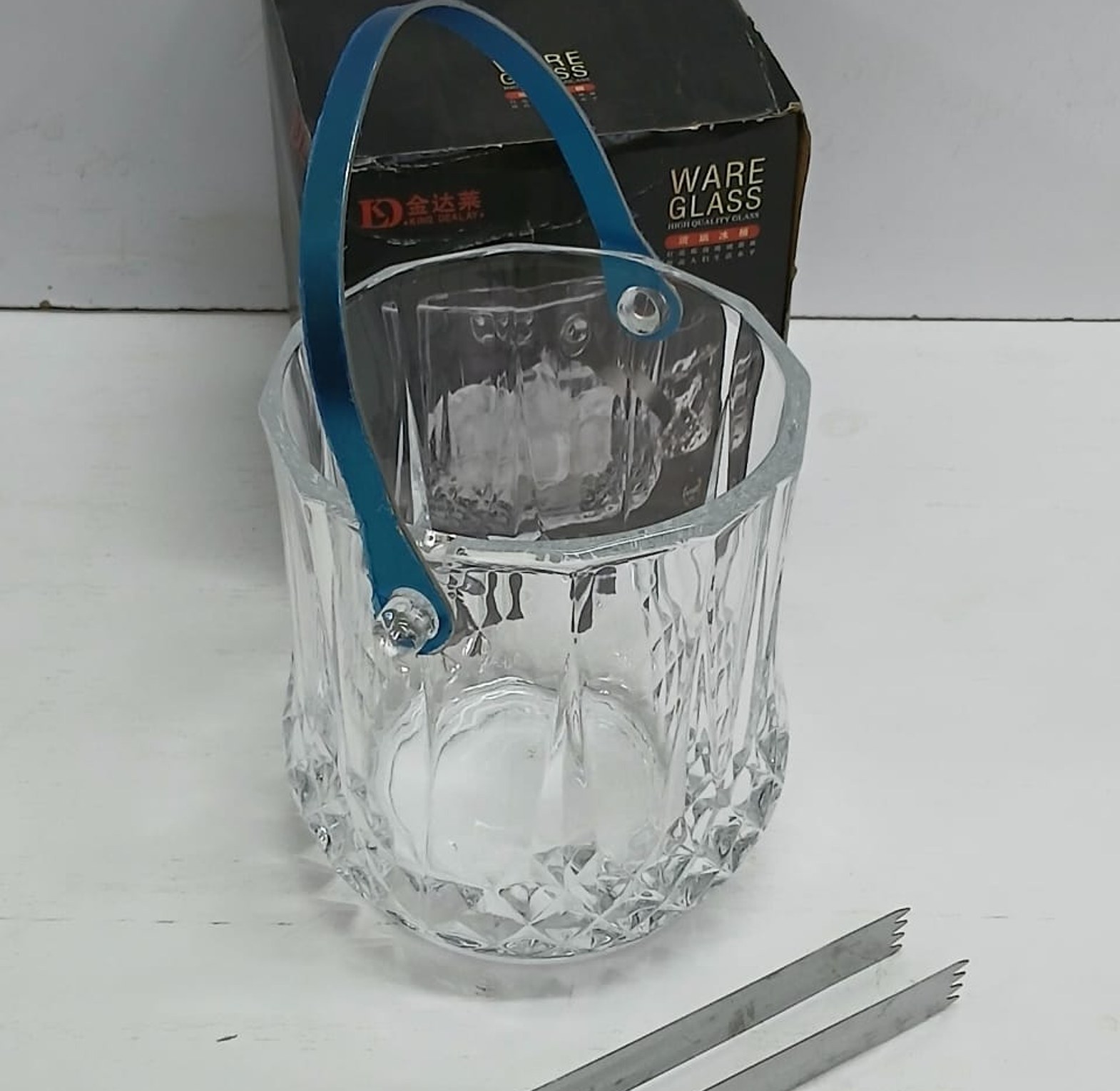 Elegant Glass Ice Bucket With Tongs - Perfect for Parties image