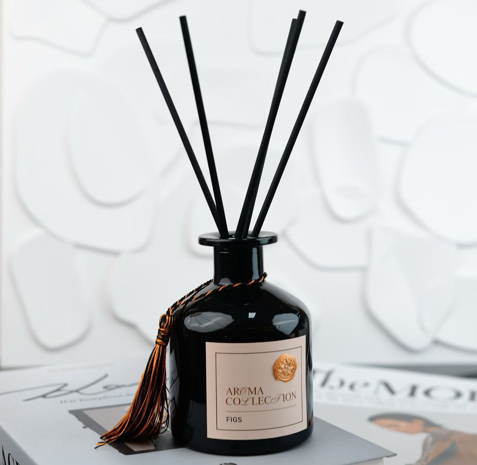 Luxury Aroma Diffuser Set – 200ml Elegant Home & Office Fragrance Diffuser image