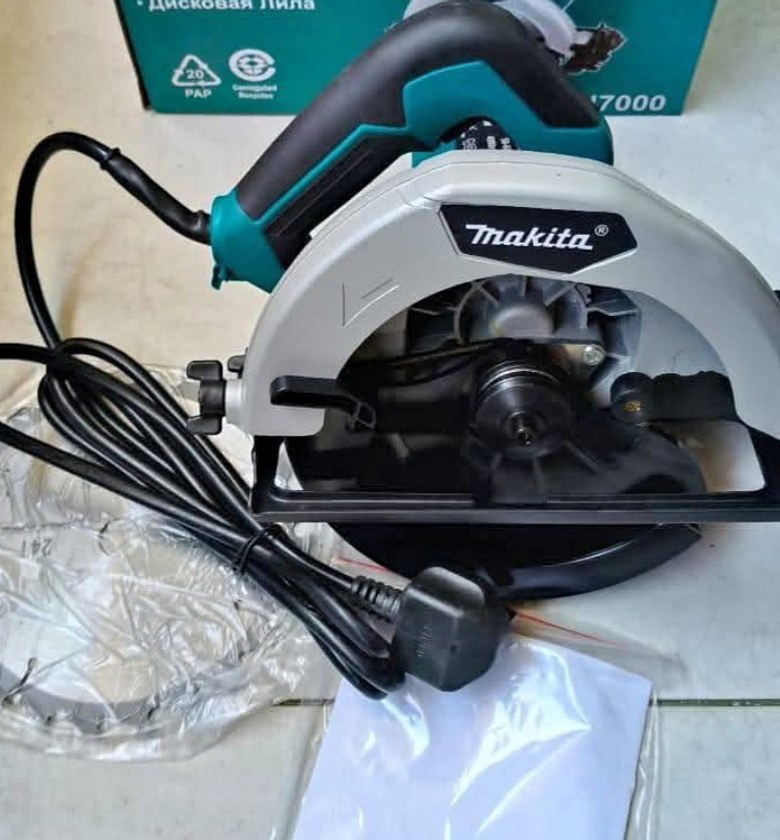 Circular saw makita image