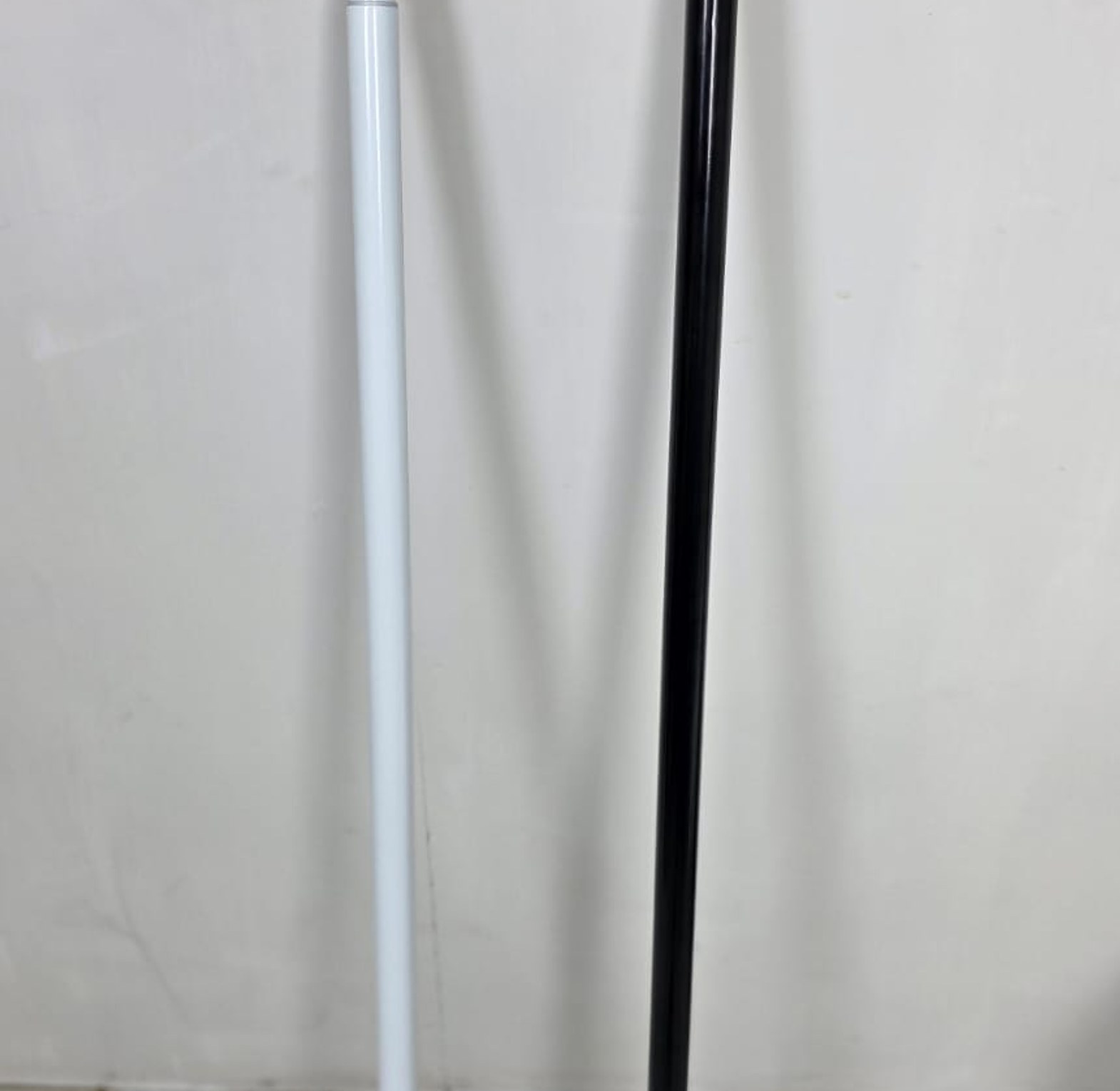 Multipurpose Extendable Telescopic Curtain Rod image