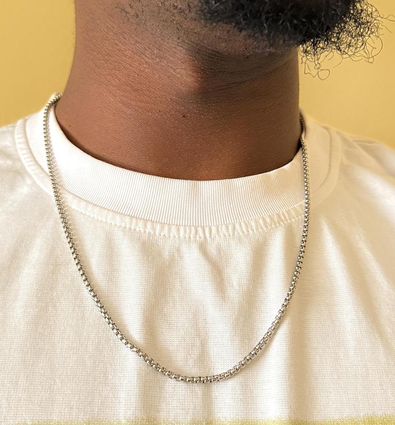 2MM boxy chain silver image