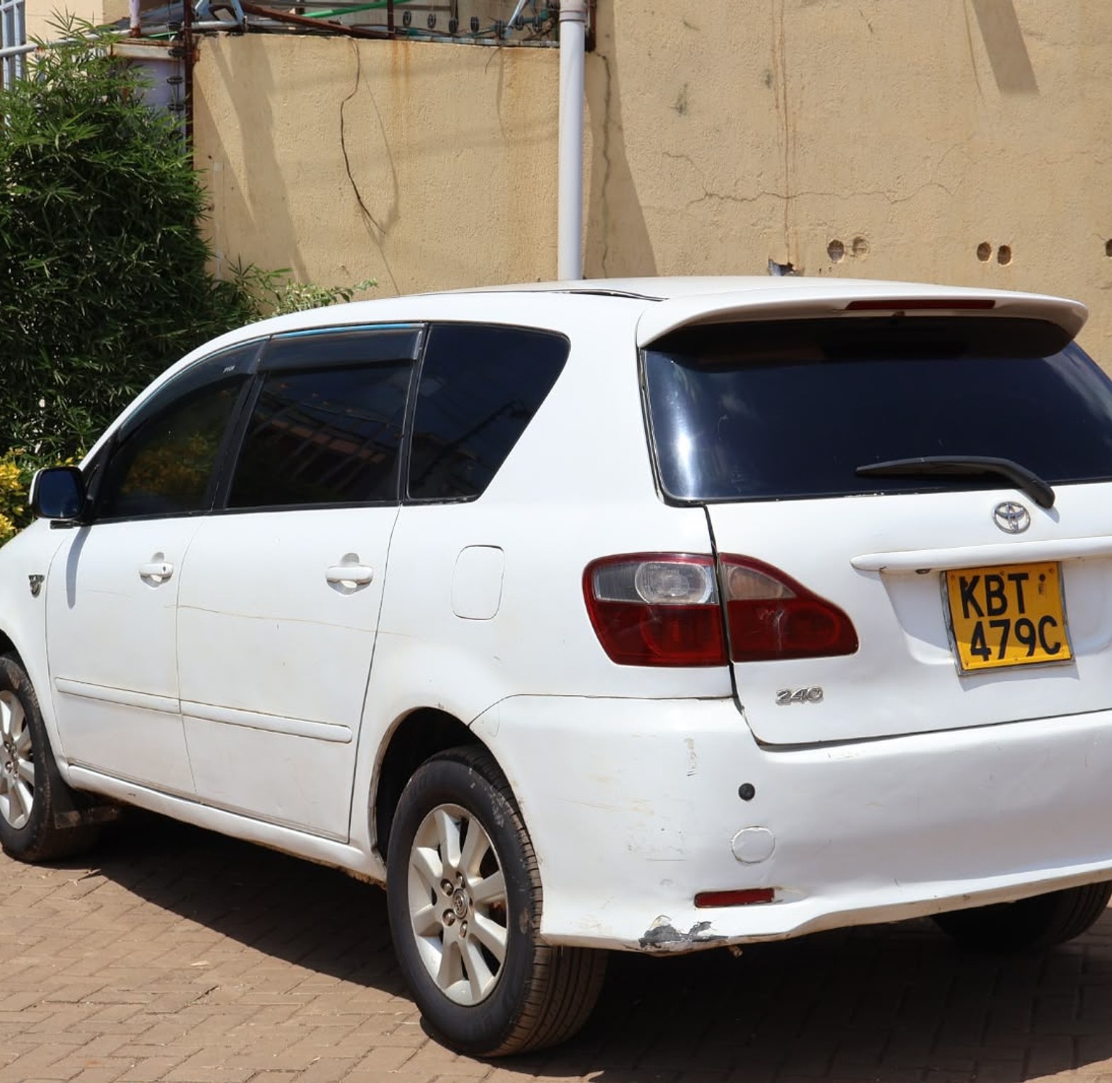  Toyota Ipsum KBT, YOM 2005 Model, Automatic, Rating  2400cc 7 seater image