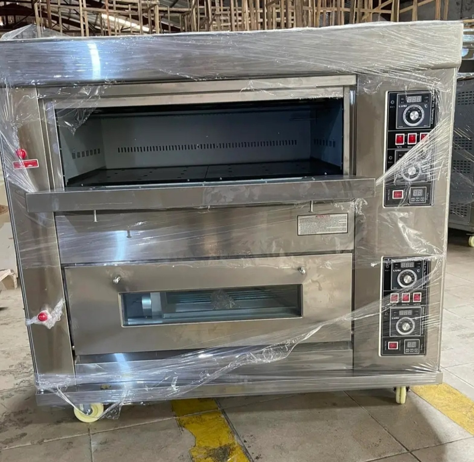 2 deck 4 trays industrial oven premier  image