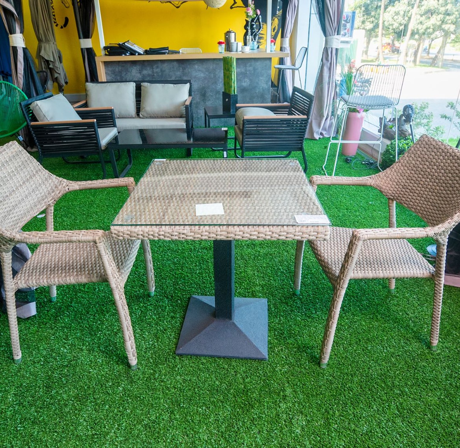 SET 2 CHAIRS + TABLE IRON image