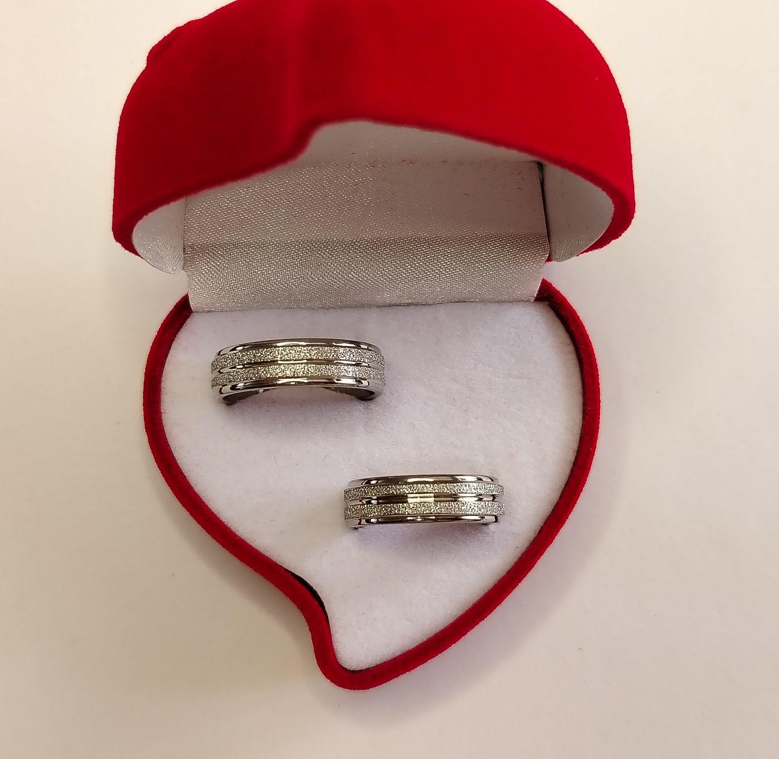 Frosted design silver stainless steel wedding rings  image
