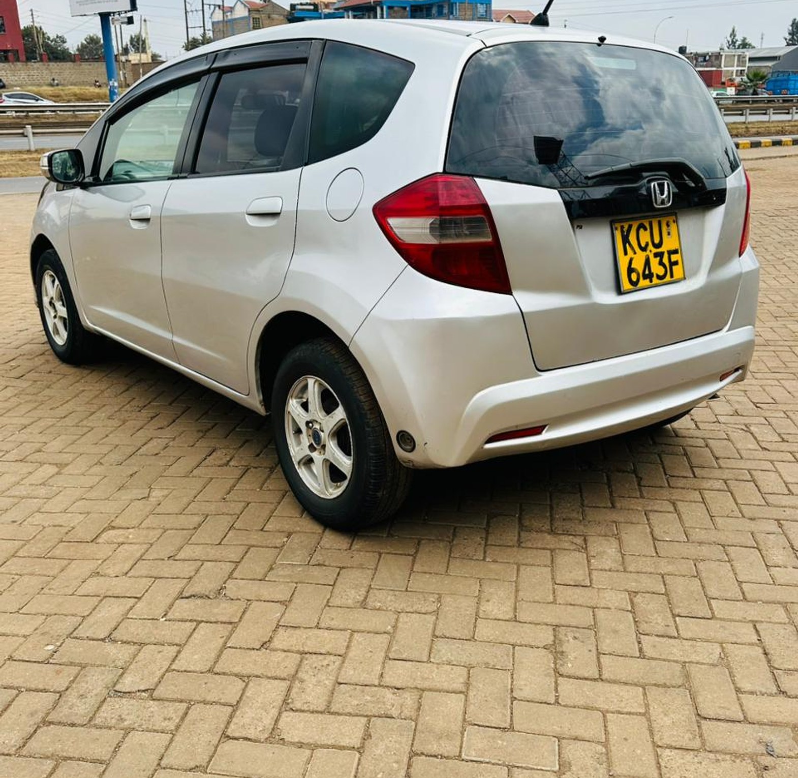 Honda Fit KCU, YOM 2012, Automatic , Rating 1300cc image