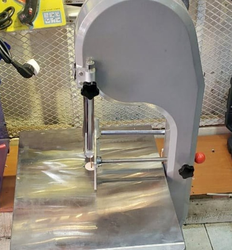 Bone cutter bone saw image