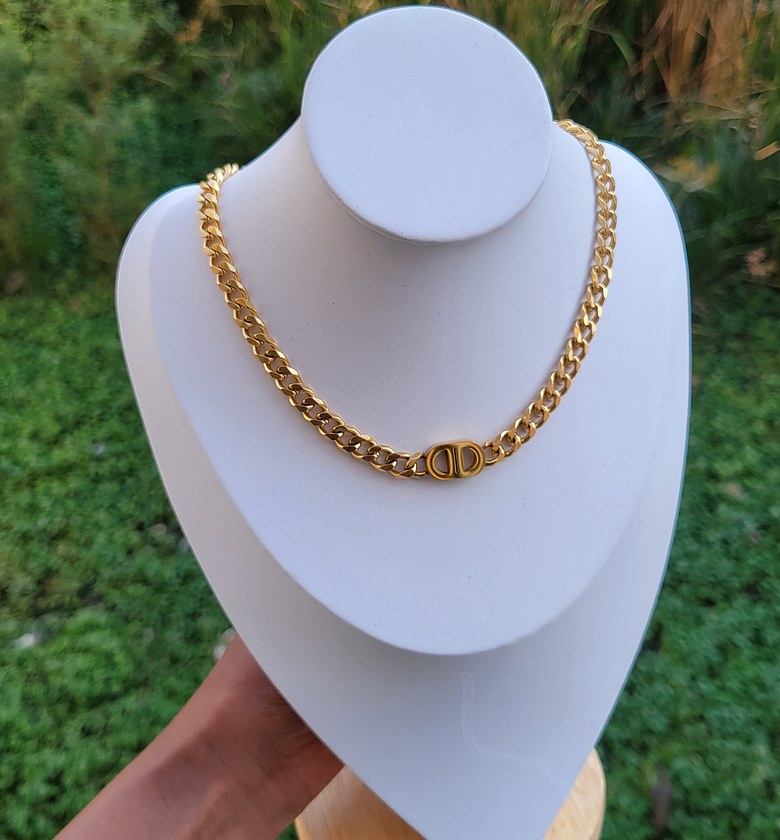 Gigi necklace  image