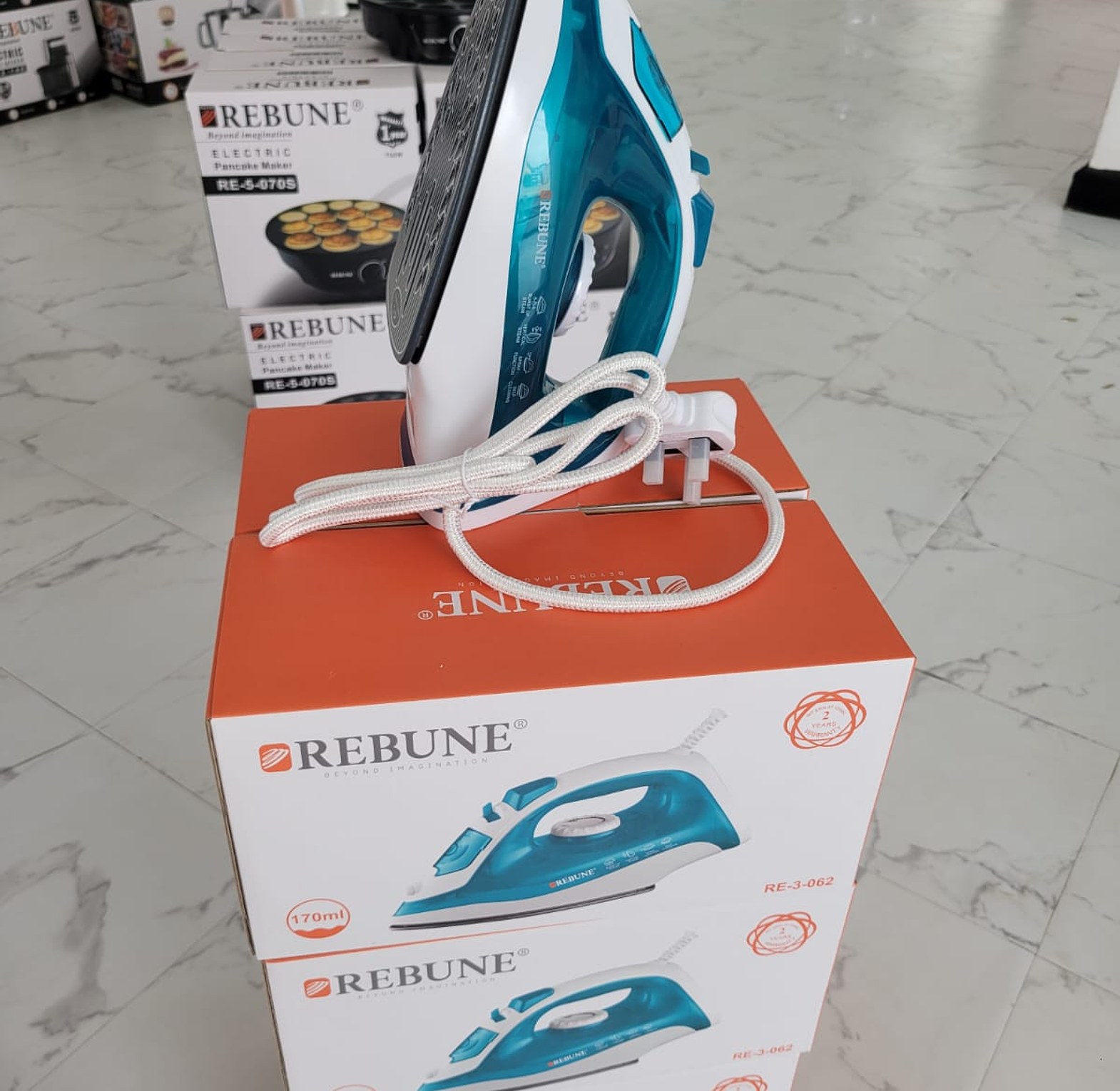 IRON BOX. Rebune Electric steam iron box. BEST QUALITY RECOMMENDED image