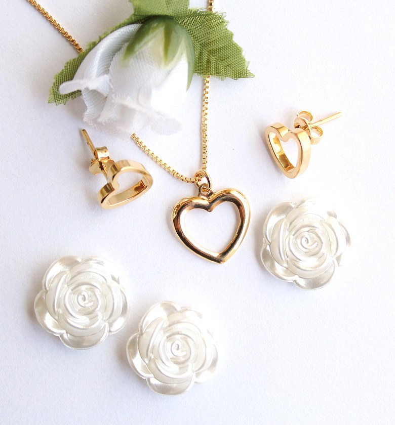 Necklace & Earrings Set