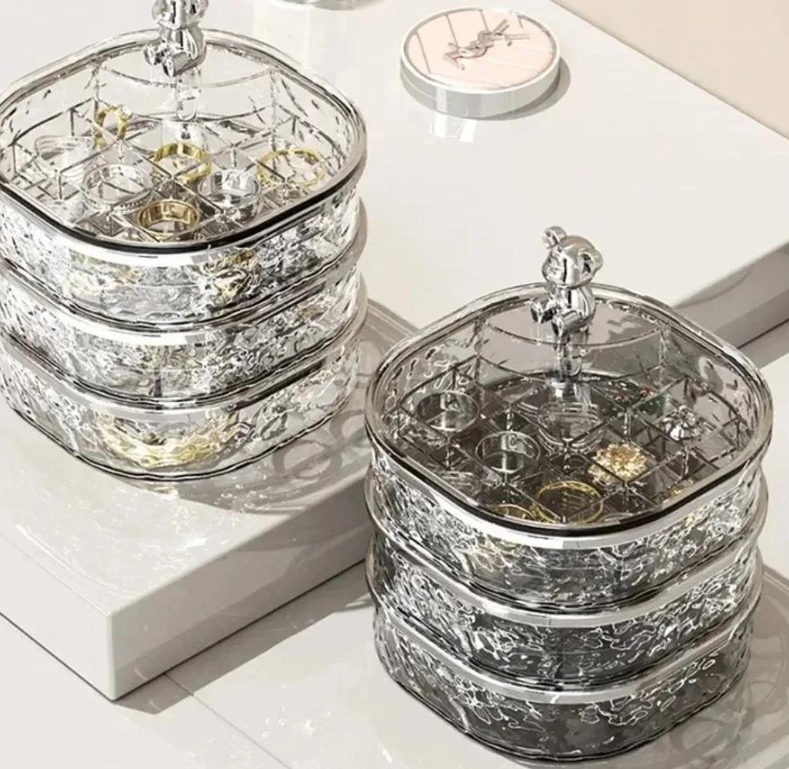 Rotating jewellery organizer image