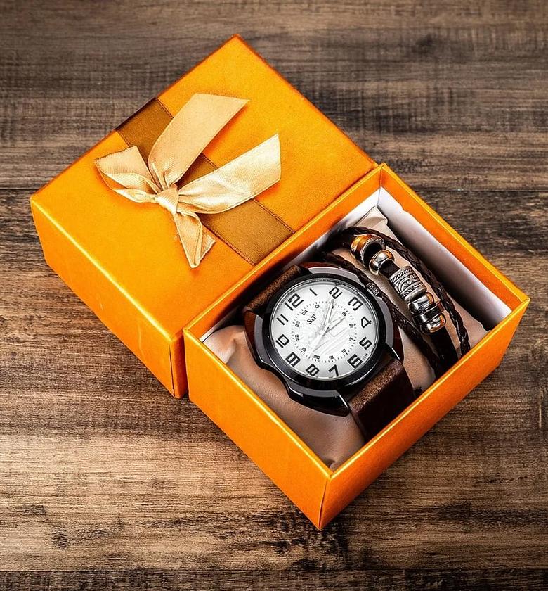 2-Piece Men's Fashion Watch and Bracelet Luxury Gift Set image