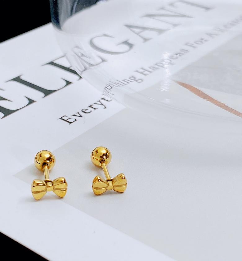 Bow studs image