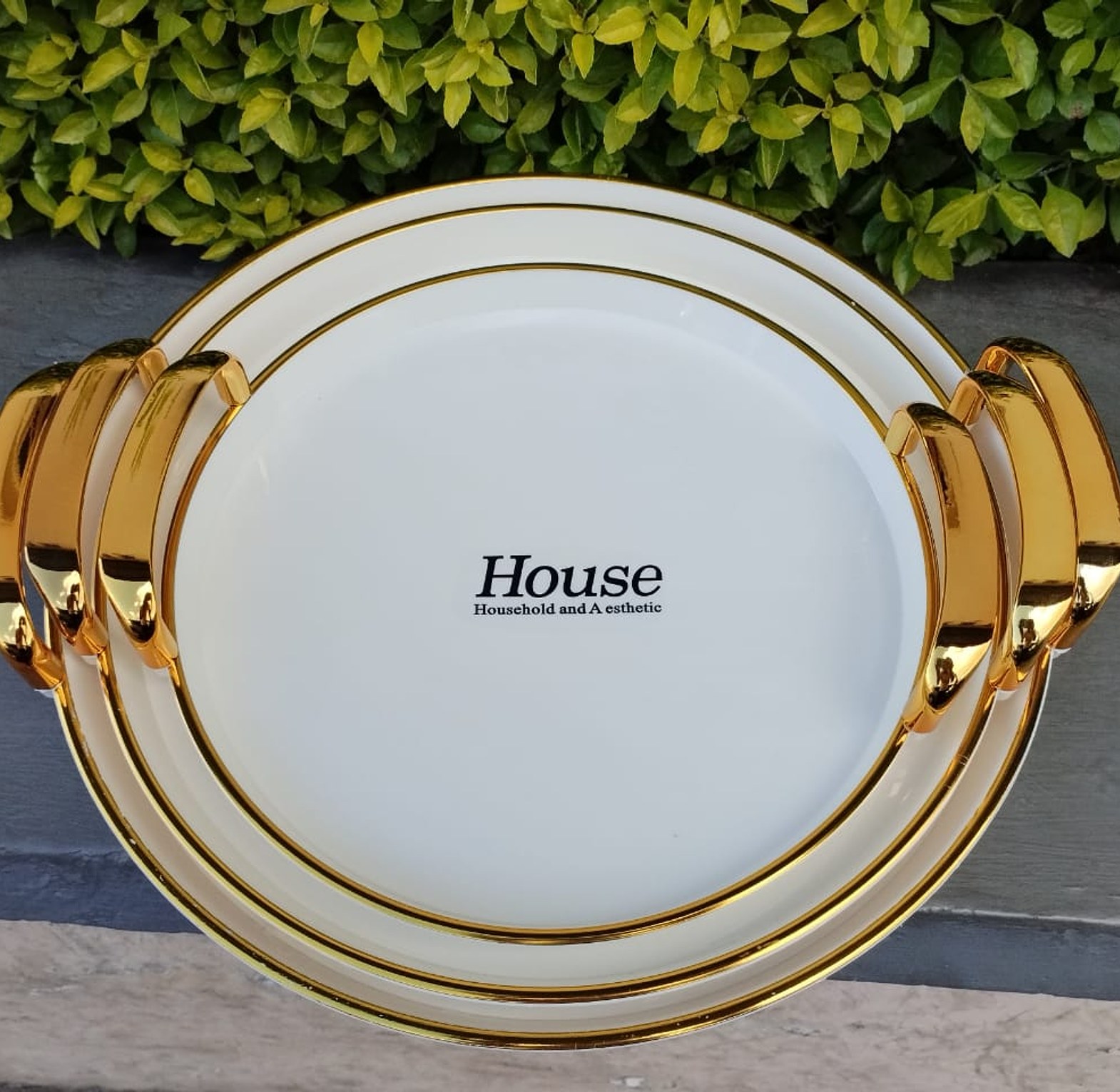 SERVING TRAYS. 3 pcs serving trays with gold crystals handle image