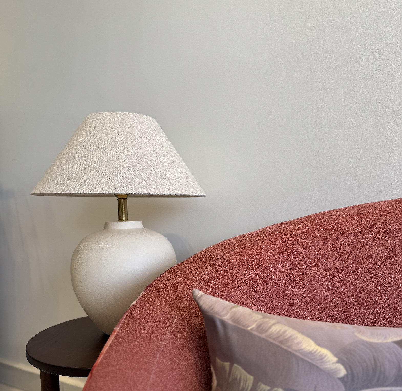 Minimalist table lamp. image