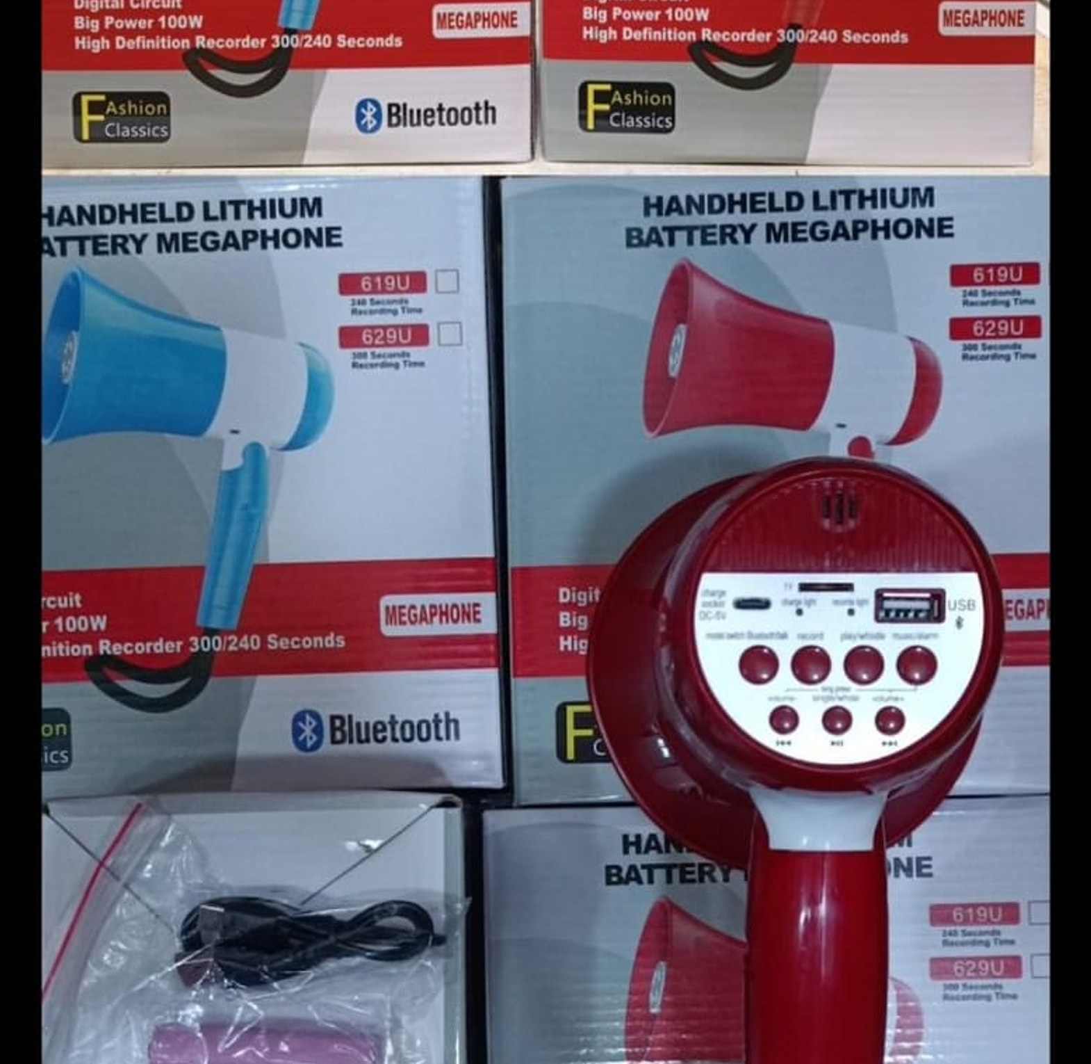 Handheld Lithium Battery Megaphone.  image