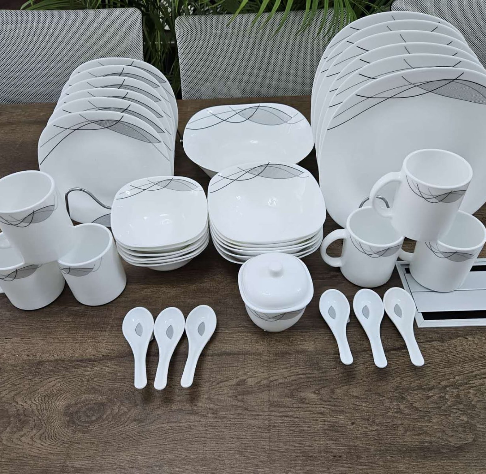 Quality Affordable Stylish 39 PCs Dinner Set  image