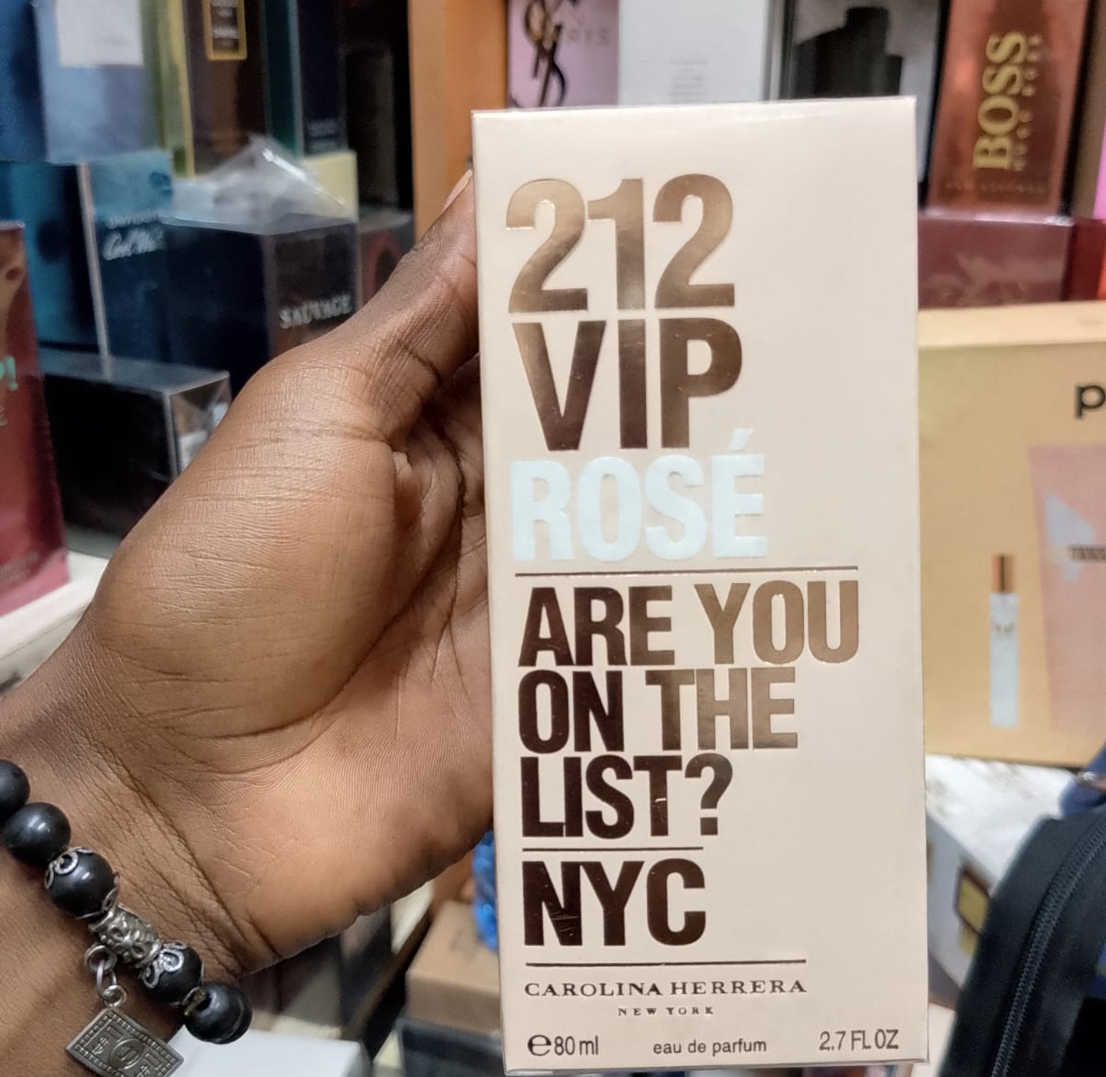 Carolina Herrera 212 VIP Rose Perfumes Long lasting image