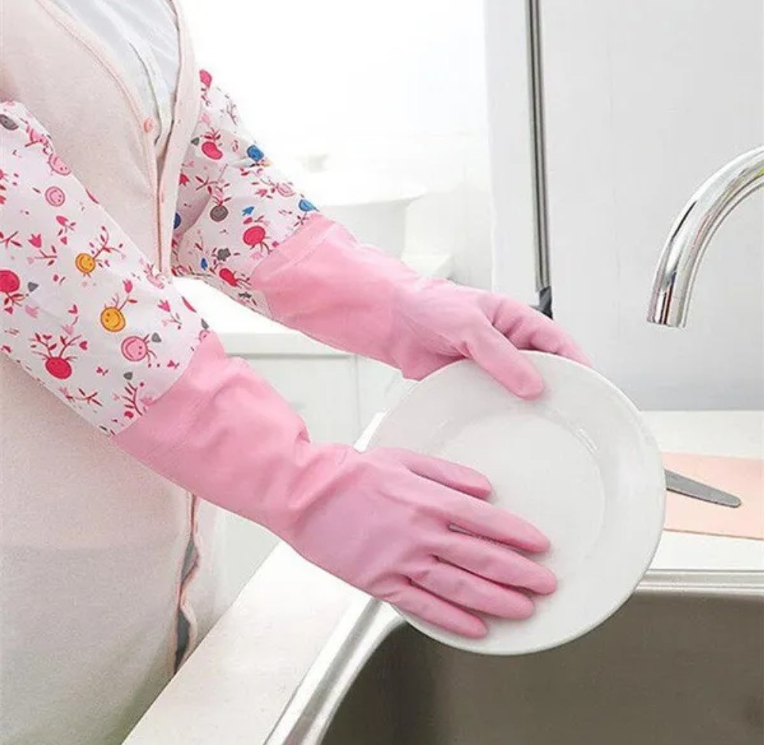 Pair of Dishwashing Gloves image