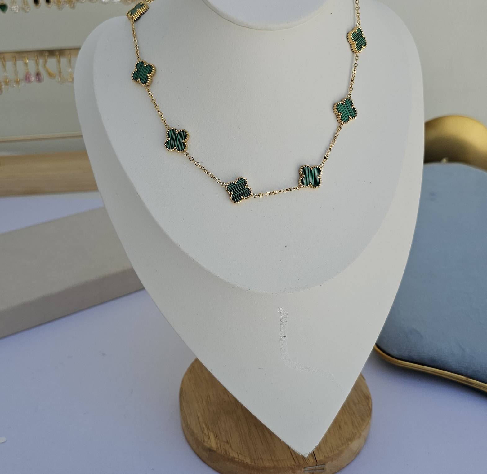 Vancleef necklaces  image