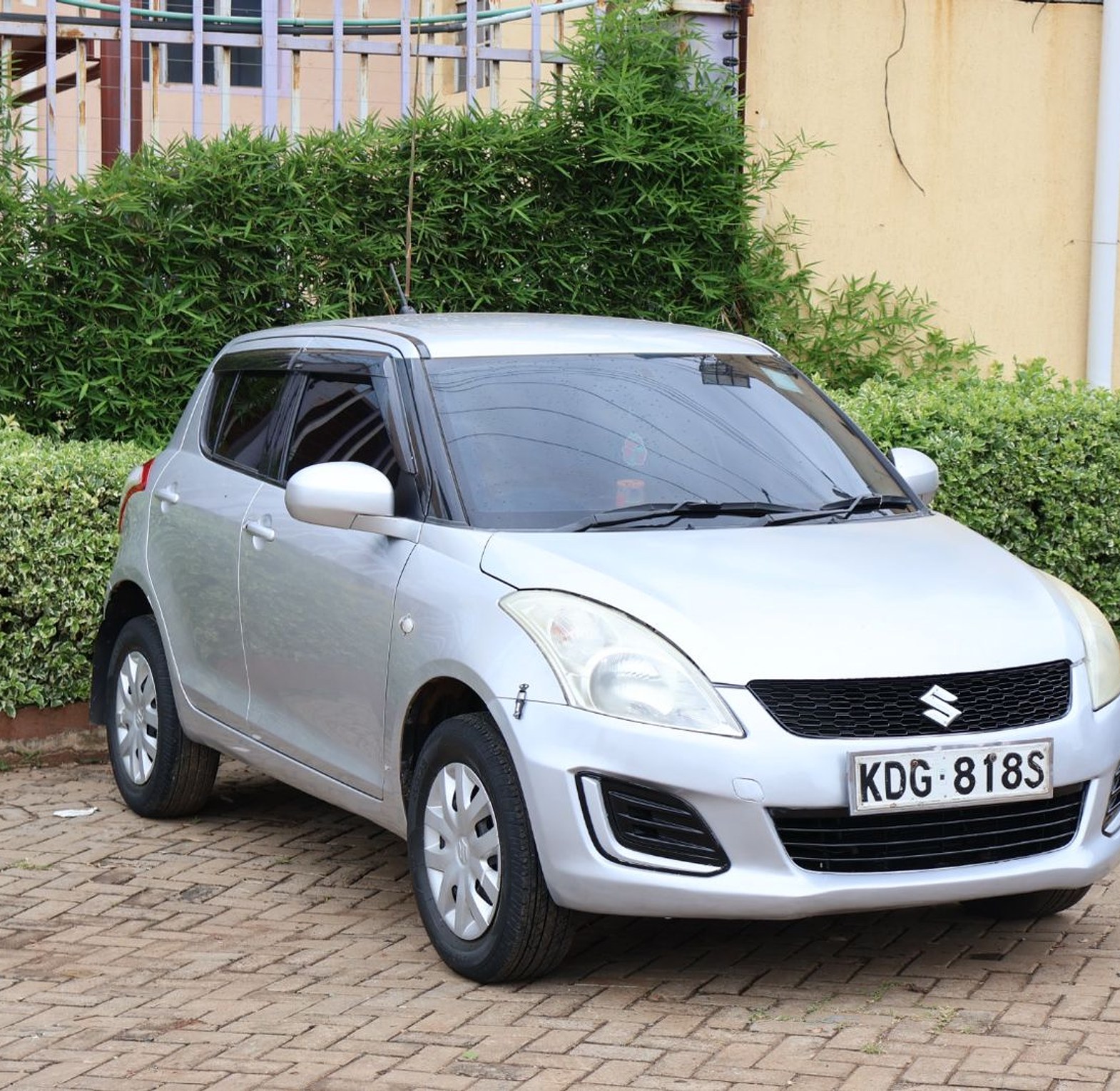  Suzuki Swift KDG, YOM 2014 Model, Automatic, Rating 1300cc image