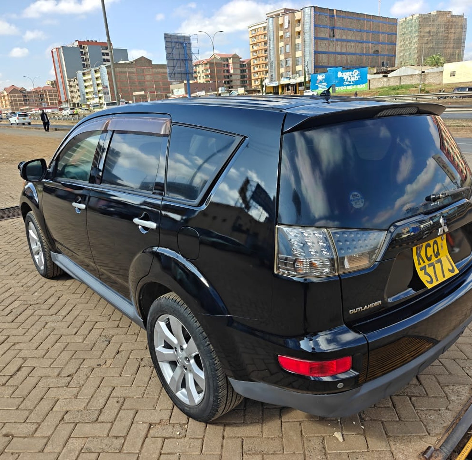 Mitsubishi Outlander KCQ, YOM 2011 Model, Automatic, Rating 2400cc 4wd, Optional With Alloys New Tyres and Fresh Paint image
