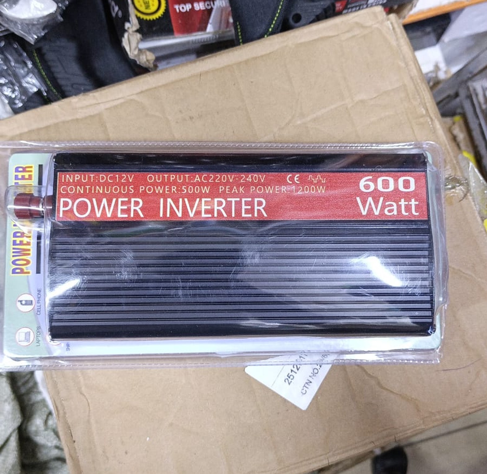Power Inverter. 600W power inverter designed to convert DC power to AC power solar panels  Car Baterry image