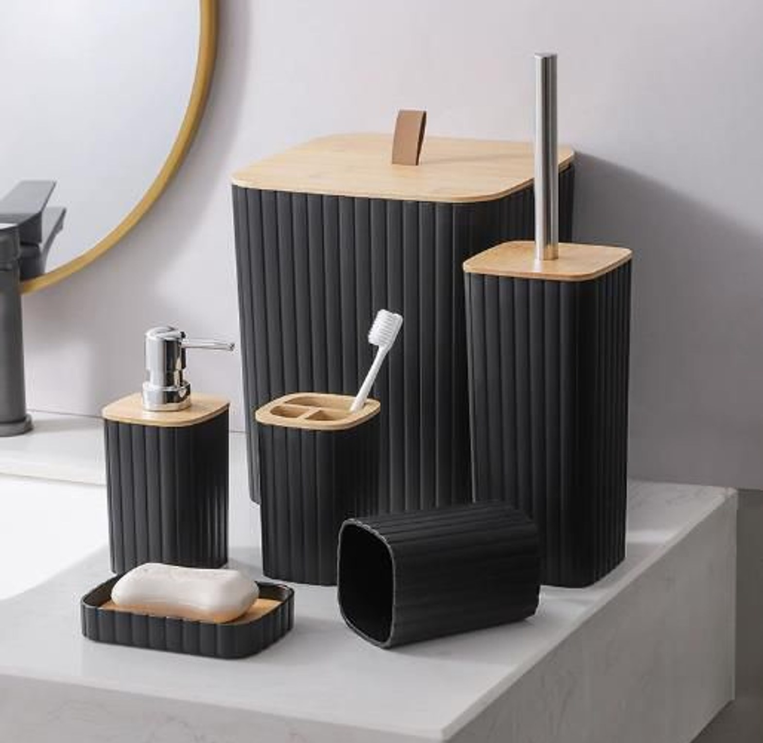 6 in luxury bathroom accessories set with bamboo lid image