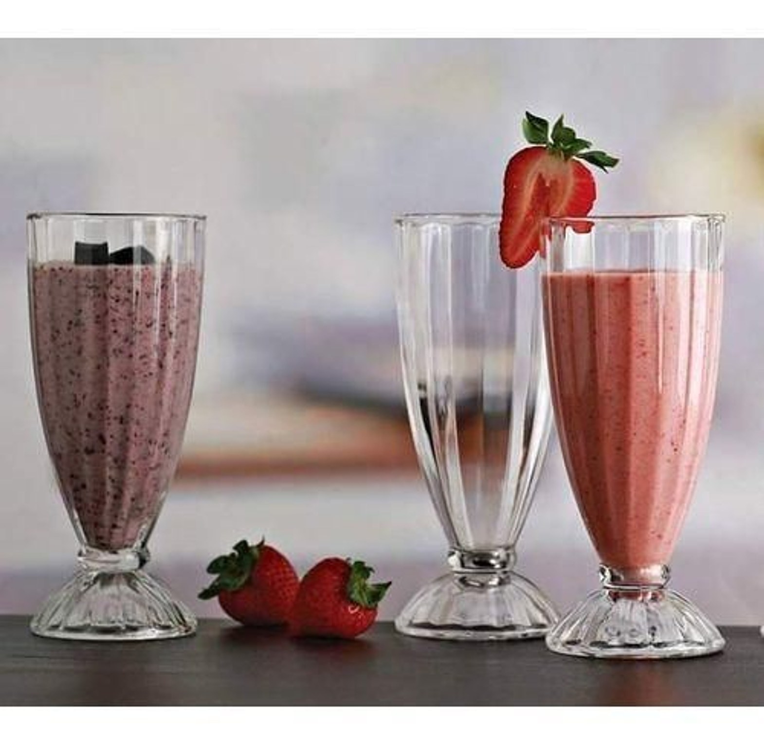 Classy Elegant High Quality Milk Shake/Cocktail Glasses-6pcs image
