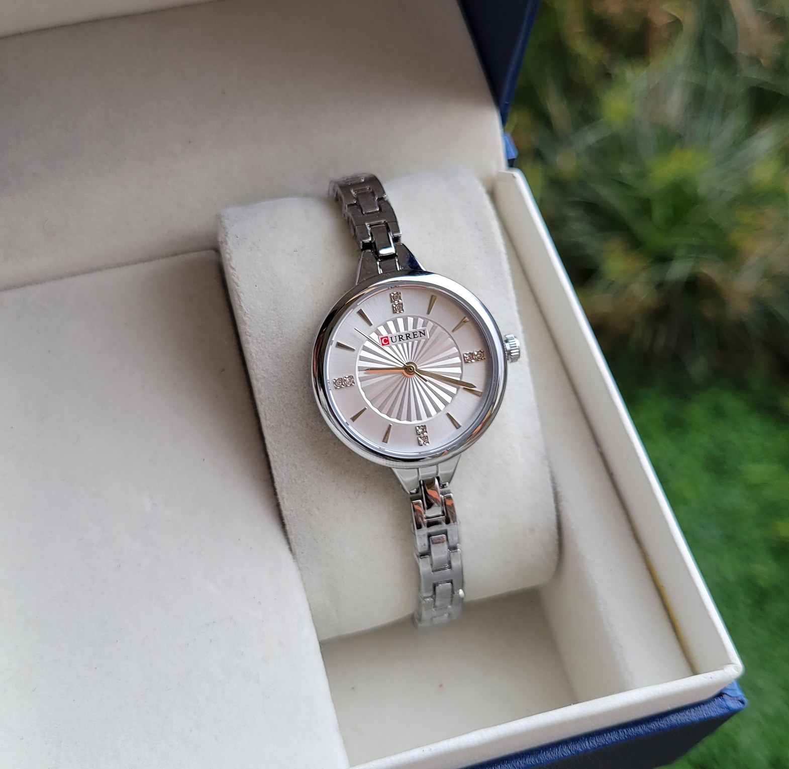 Curren watch image